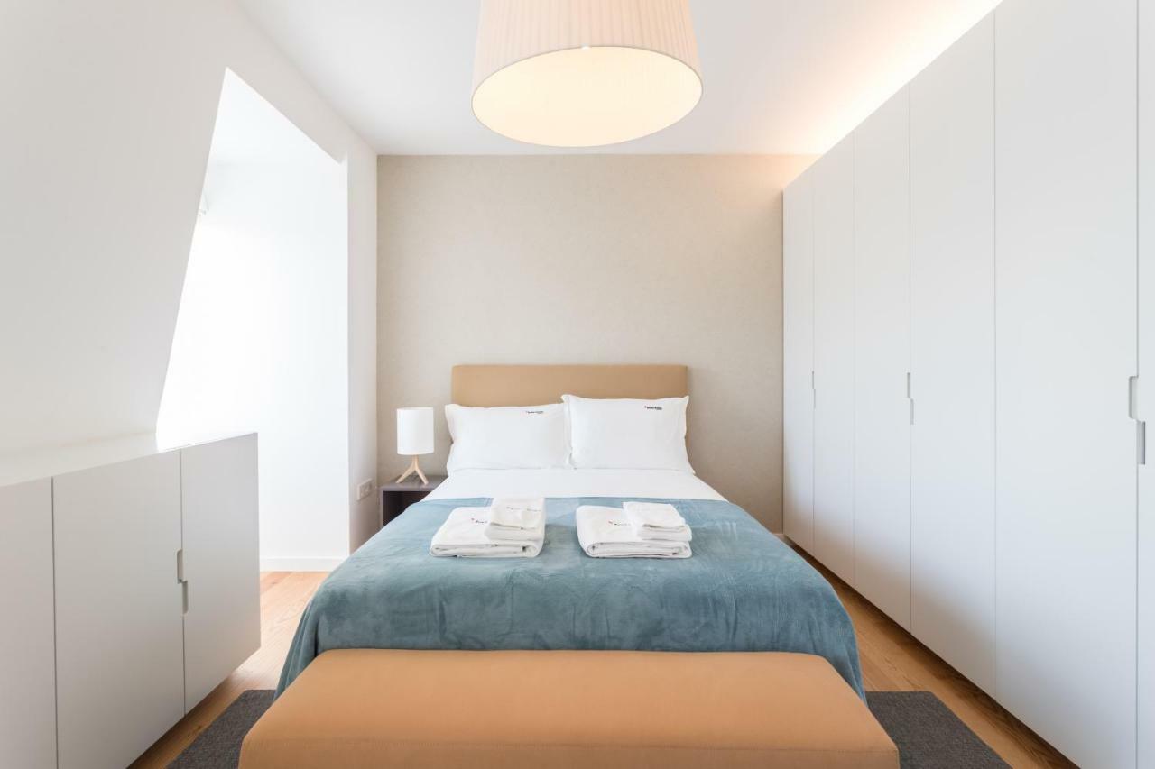 Flh Chiado Bright Apartment Lisbon Luaran gambar