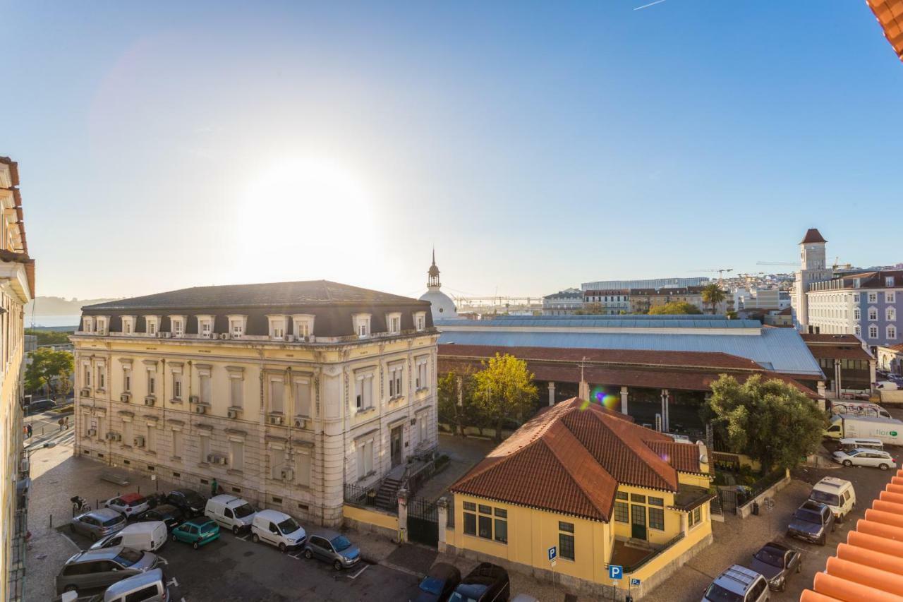 Flh Chiado Bright Apartment Lisbon Luaran gambar