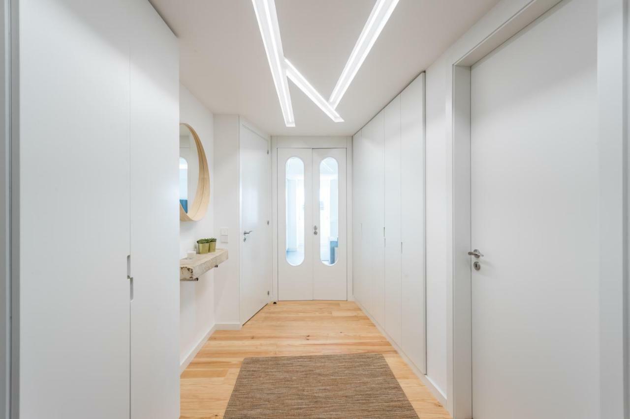 Flh Chiado Bright Apartment Lisbon Luaran gambar