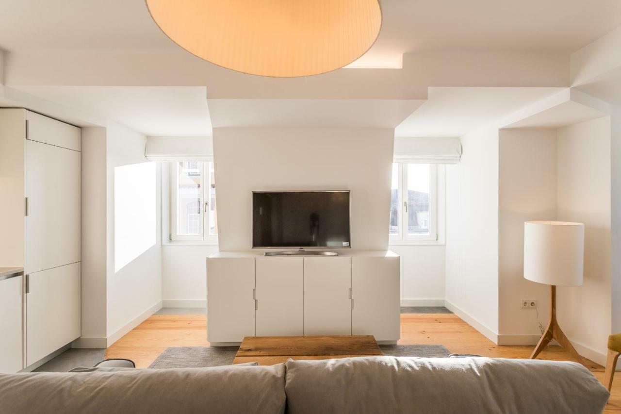 Flh Chiado Bright Apartment Lisbon Luaran gambar