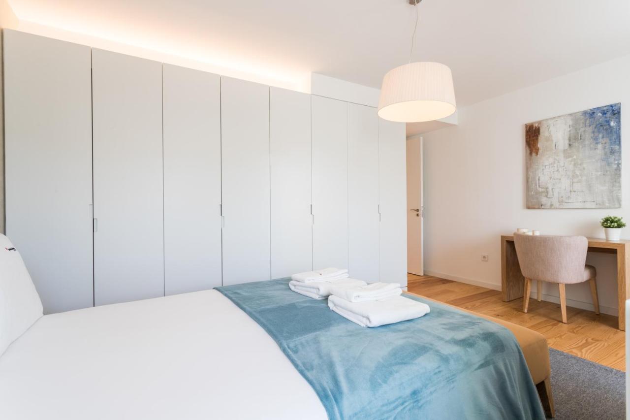 Flh Chiado Bright Apartment Lisbon Luaran gambar