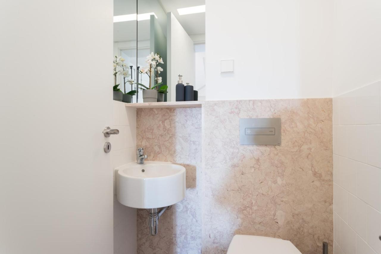 Flh Chiado Bright Apartment Lisbon Luaran gambar